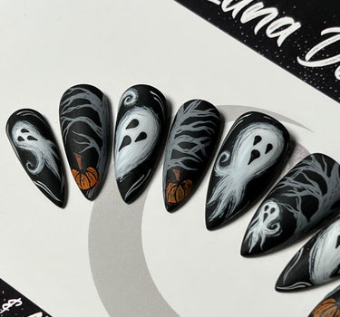 Haunted Hollows