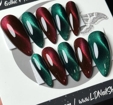 Christmas Cat Eye
