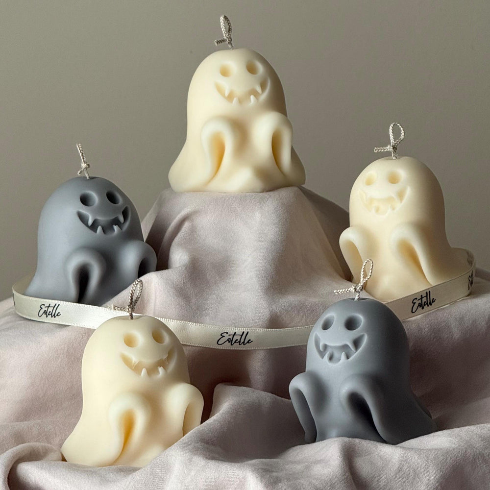 Bougie artisanale en cire de soja en forme de fantôme : Décoration d'Halloween