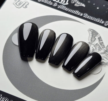 Grave Silk Cat Eye