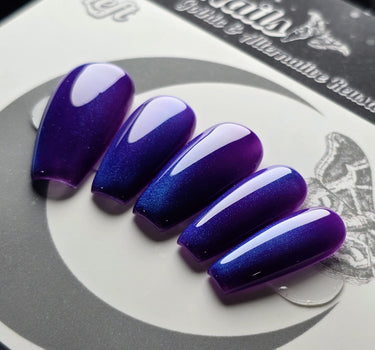 Blueberry Cat Eye