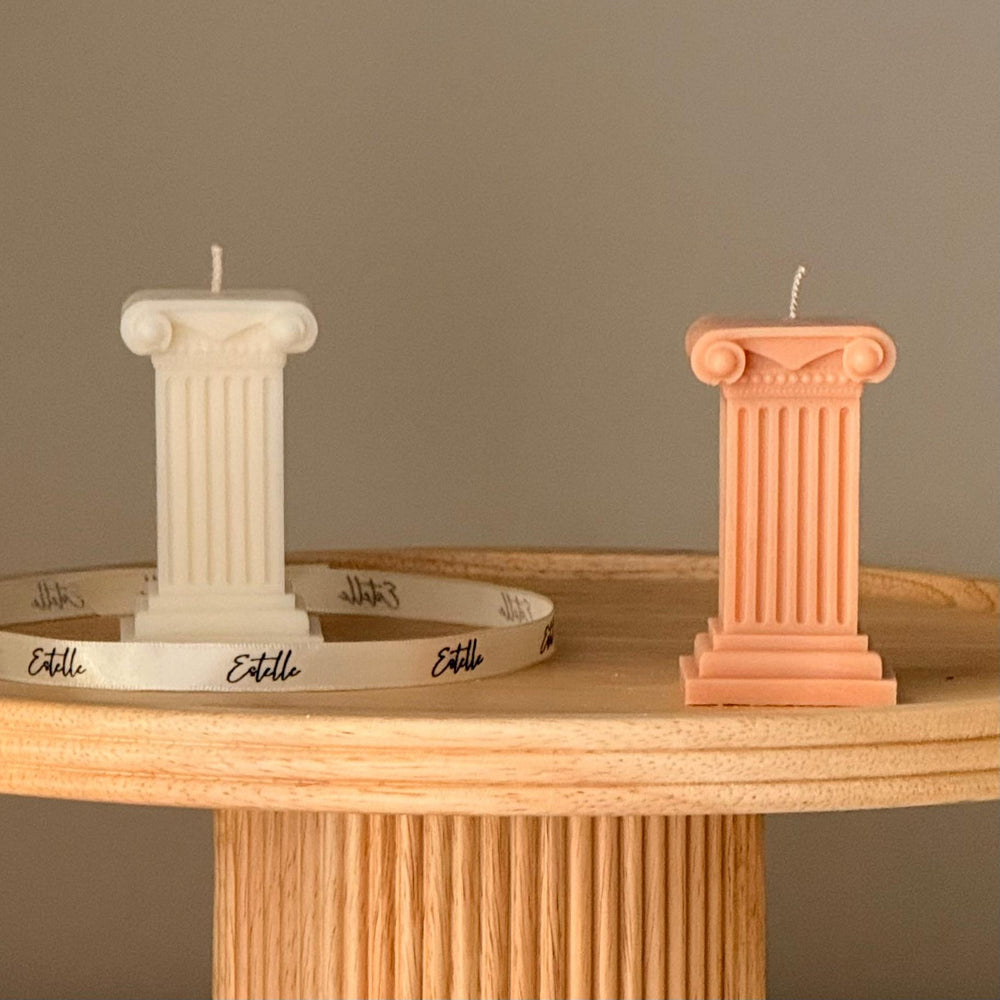Mini bougie en cire de soja en forme de colonne : Décoration sculpturale faite à la main