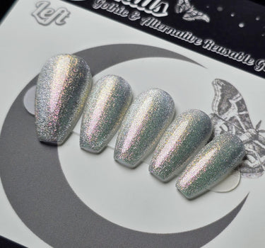 Mirror Mirror: Fairytale Cat Eye