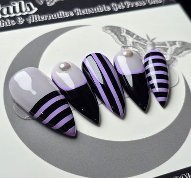 Twisted Stripes Press On Nails