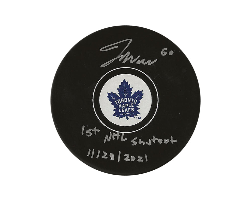 Palet autographié par Joseph Woll des Maple Leafs de Toronto, portant l'inscription « 1st NHL Shutout 11/23/2021 »