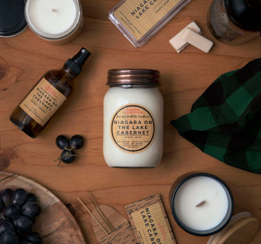 Niagara on the lake cabernet: wood wick candle
