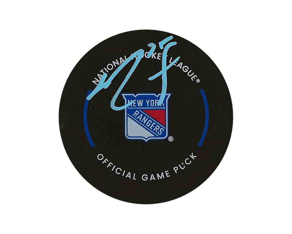 Puck officiel des Rangers de New York autographié par Ryan Reaves