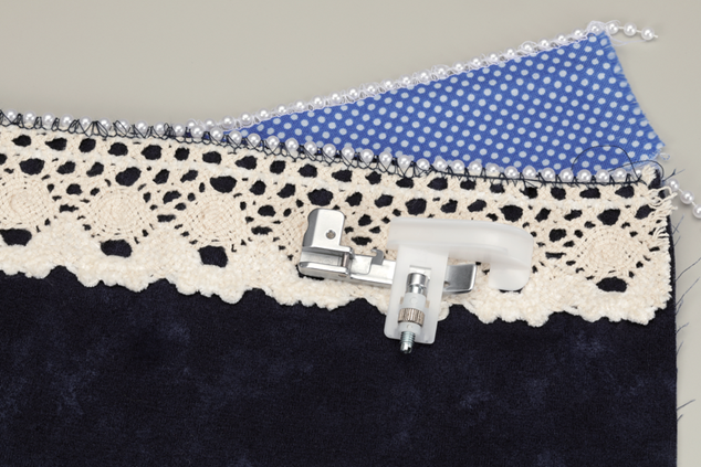 Brother - SA217 - Serger Pearls & Sequins Foot — Cottage Quilting Ltd.
