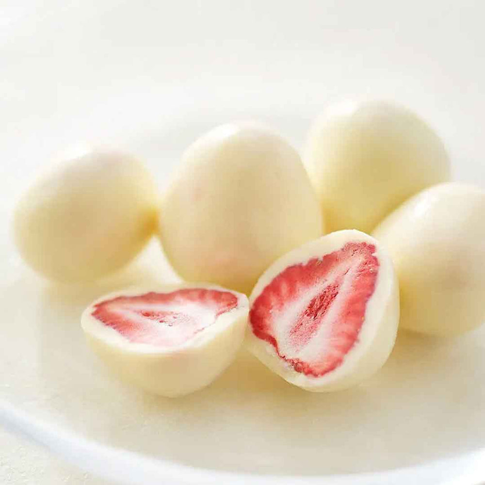 Fraises lyophilisées enrobées de chocolat blanc